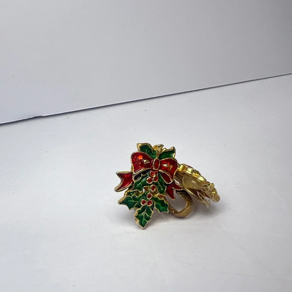 Vintage Holly Berry Clip On Earrings‎ Enamel Red Green Christmas Holiday Festive